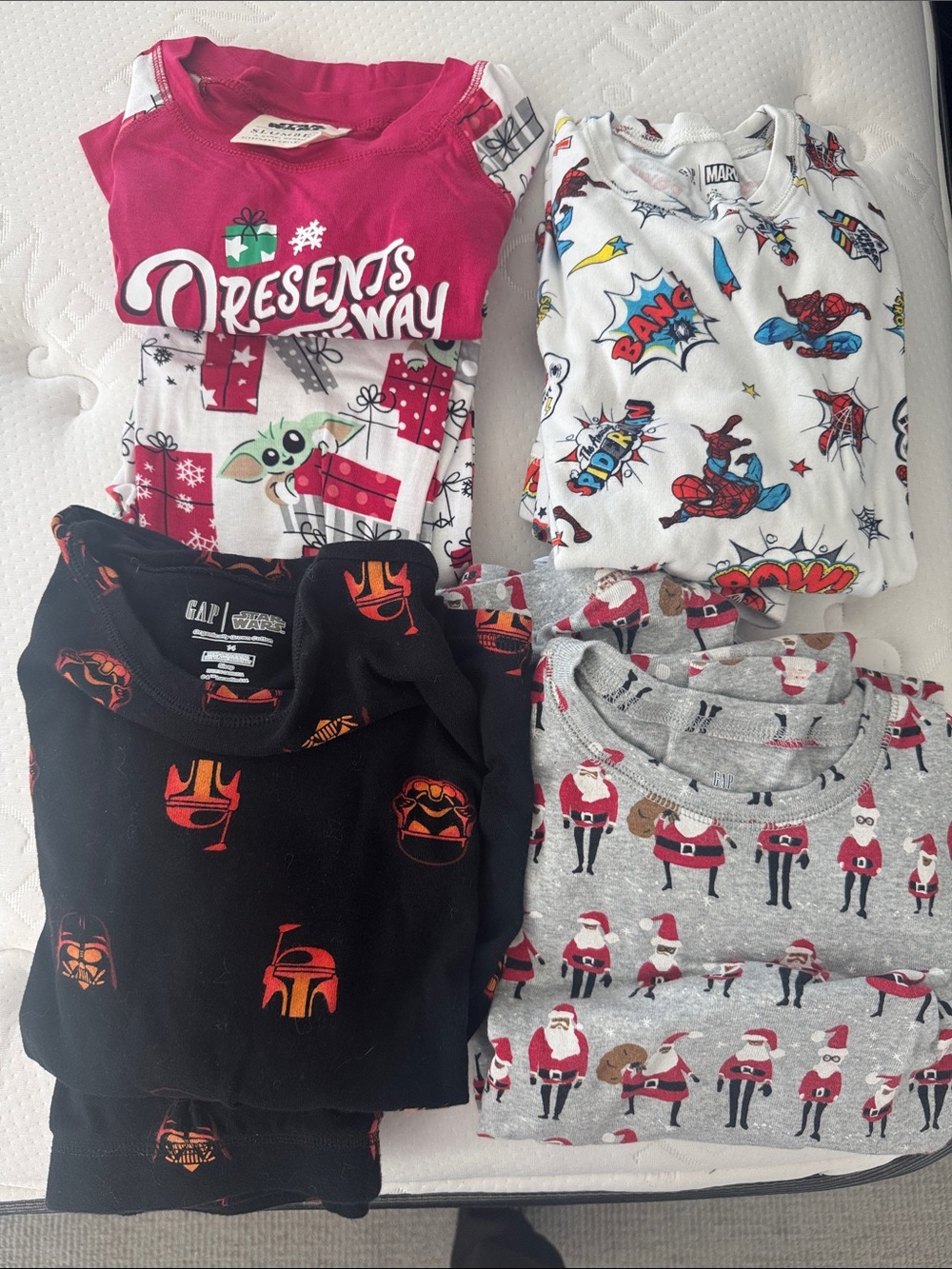 Set of 4 GAP and Munki long sleeve long pant pajama sets